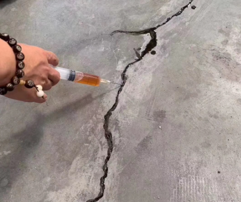 邯郸混凝土裂缝修补技术详解​